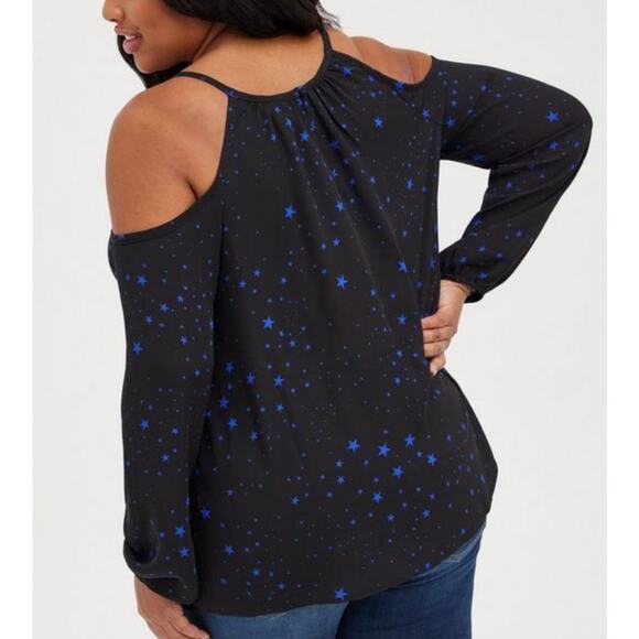 TORRID Black with Blue Stars Cold Shoulder Blouse Sz 3 - Picture 3 of 10